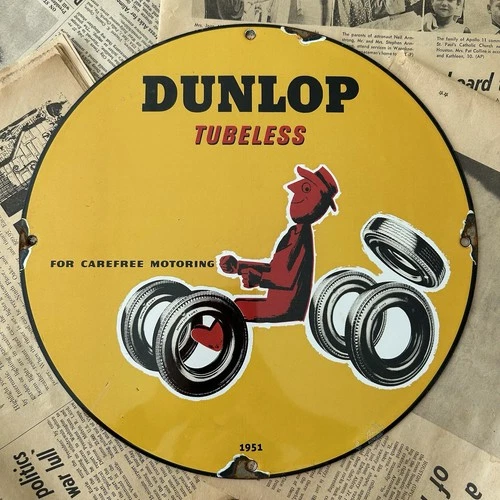 VINTAGE 1952 DUNLOP TUBELESS TIRES SEEVICE 12 INCH PORCELAIN ENAMEL SIGN