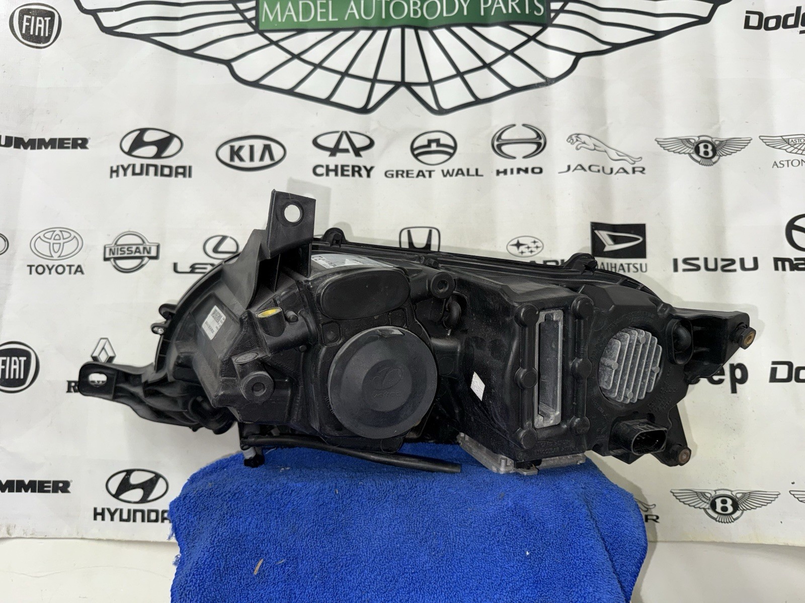 Oem 2012 2013 2014 2015 Bentley Continental GT GTC OEM RH HID Xenon Headlight