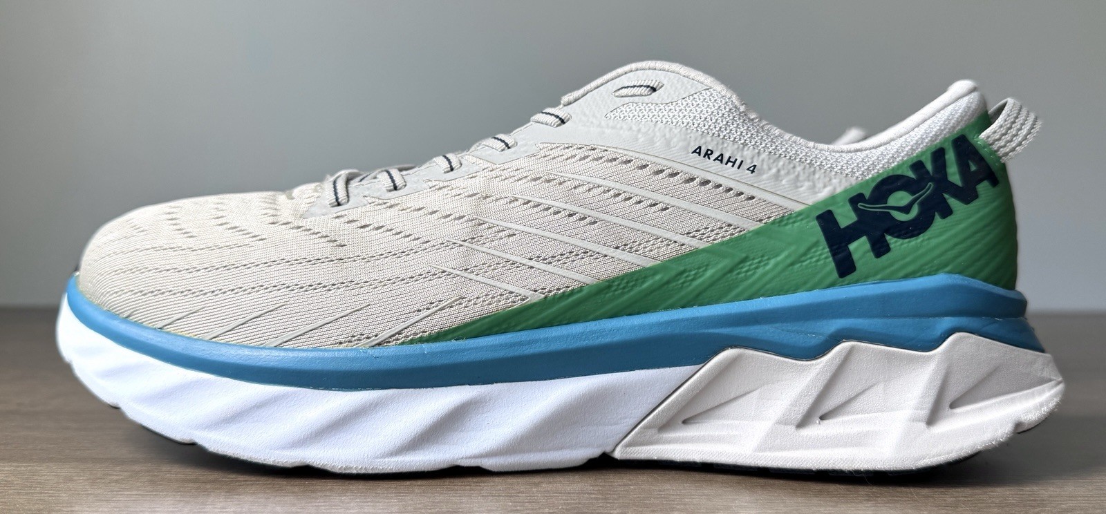 SAOLA Scarpe da corsa Hoka One One Arahi 4 da uomo taglia 10 5 Lunar Rock Nimbus senza solette