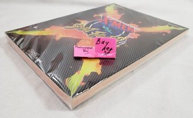 Official X-Men vs Street Fighter SEGA Saturn Strategy Guide Book art 1998 xmen