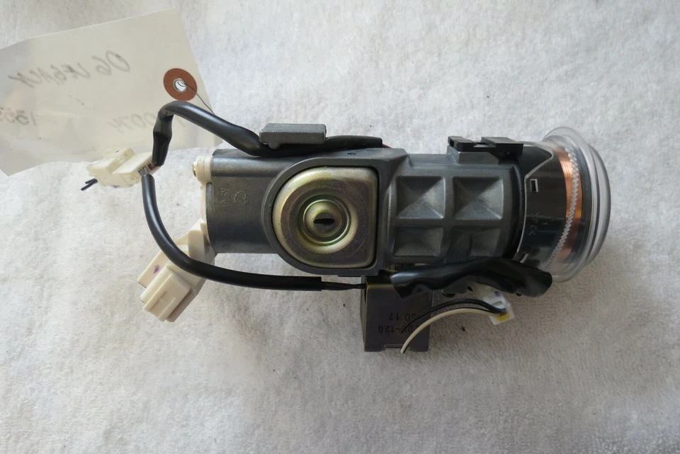 05 06 07 2005 2006 2007 Interruptor de encendido Subaru Legacy sin llave 1355I Foto 3 de 4