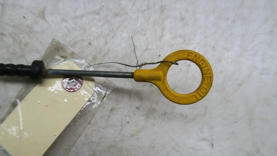 2016-2020 Nissan Maxima OEM 3.5L Engine Oil Dip Stick - Image 4 of 4