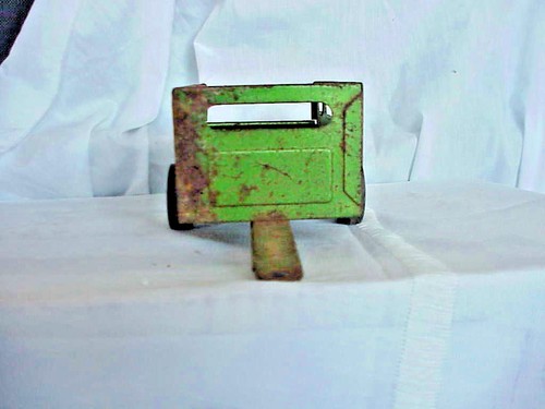 NYLINT FARM TRAILER OLIVE GREEN PRESSED STEEL METAL CIRA 1970 WAGON TOY - Picture 2 of 6