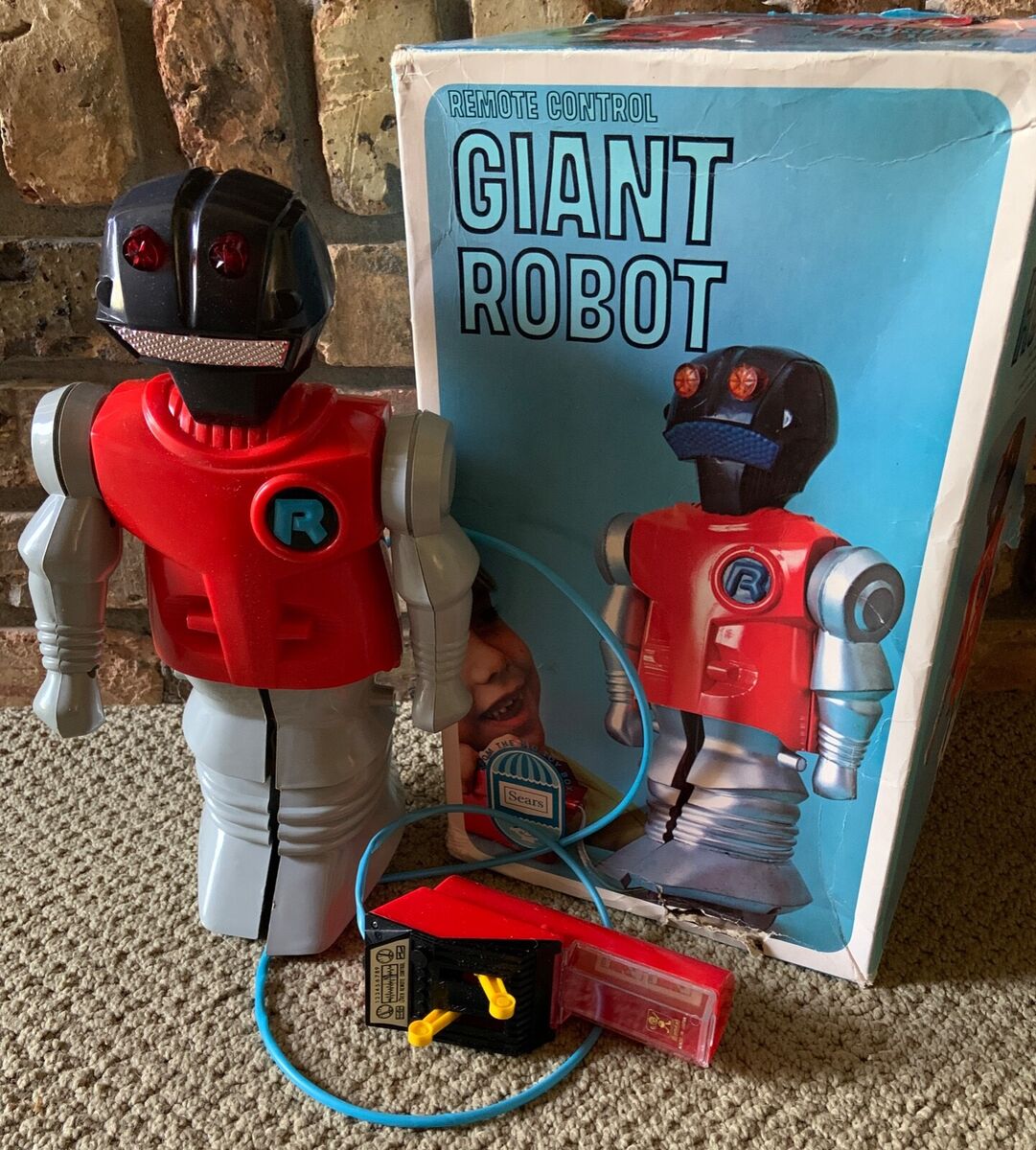 VTG NOS 1960s-70s GIANT ROBOT Remote Control Kids' TOY & BOX VTG NOS 1960s-70s GIANT ROBOT Remote Control Kids' TOY & BOX