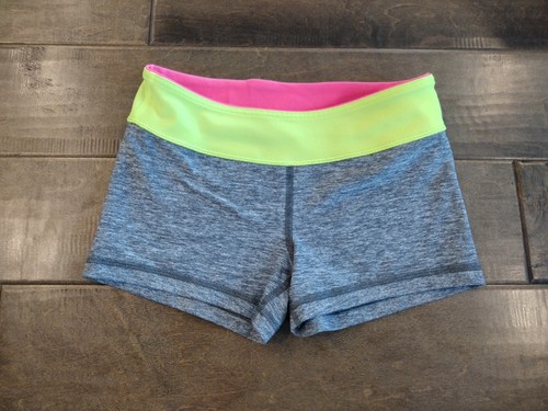 IVIVVA Girls gray Reversible rhythmic gymnastics compression shorts 12 - Picture 2 of 8