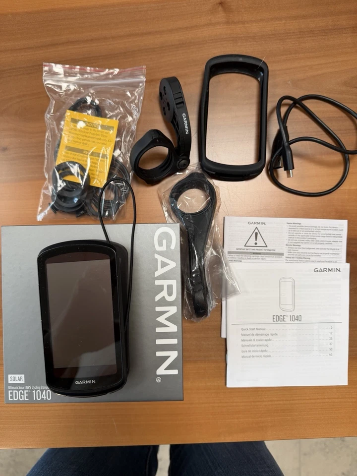Garmin Edge 1040 Solar GPS Fahrradcomputer mit Original Schutzhülle - Bild 4 von 4