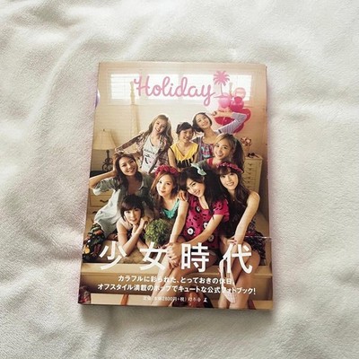 Girls' Generation Official Photobook Holiday Kpop Idol Photos  Collectible
