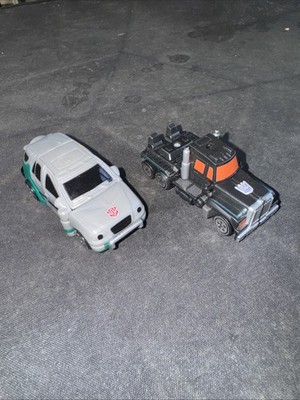 Transformers RID 2001 Spychangers X-Brawn & Scourge Robots In Disguise