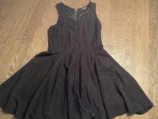 Express Black Lace Fit & Flare Sleeveless Dress Zip Back Lined Women’s Size M 
