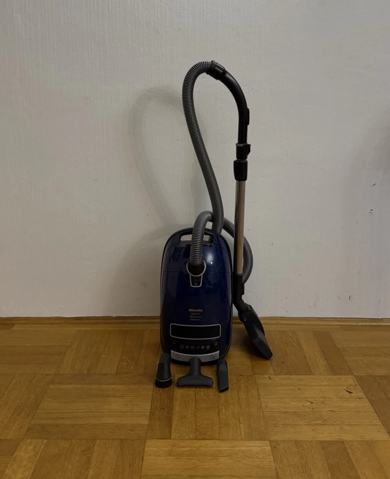 Miele S8340 Matchwinner Staubsauger Bodenstaubsauger HS15 890Watt