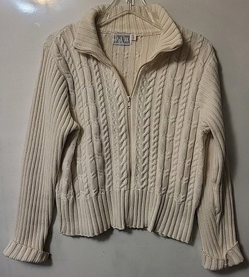 Erik Spencer Large Long-sleeved Sweater White with Long Zipper 