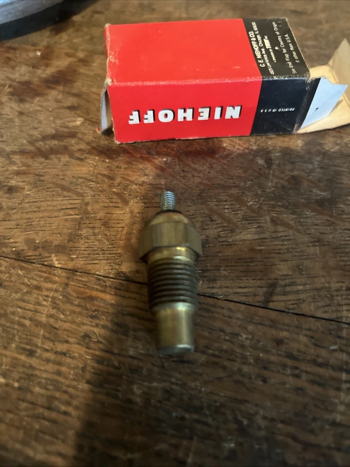 NOS Niehoff FF134A Temp Sender — 第 2/4 张图片