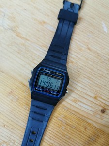 casio men's black resin strap digital lcd watch