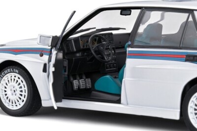1/18 Lancia Delta HF Integrale Evo 1 Martini 6 (White) 1992 By