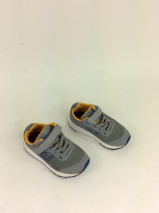 new balance infant size 8