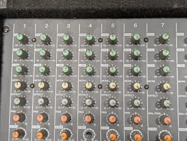 Yamaha EMX860ST 8 Channel Powered Mixer EMX 860 St for sale Yamaha EMX860ST 8 Channel Powered Mixer EMX 860 St for sale
