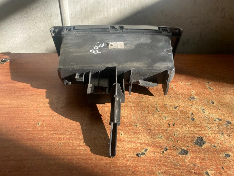 PEUGEOT 308 MK1 2013 SALPICADERO COMPARTIMENTO ALMACENAJE PLATA 9659920777 Foto 2 de 2