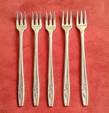 Oneida stainless flatware maybrook cocktail forks lot of 5 EUC