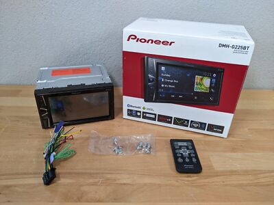 Pioneer DMH-G225BT 6.2'' 2-DIN Car Digital Media USB Receiver With Bluetooth