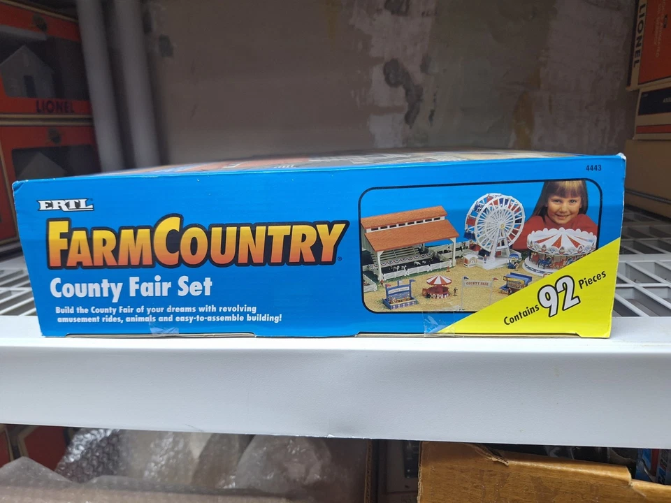 1996 ERTL Farm Country County Fair Set NEW in Open Box Contents Sealed MIB 4443 - Image 2 of 4