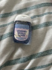 Bath & Body Works Hand Sanitiser Whipped Vanilla Clouds 29ml
