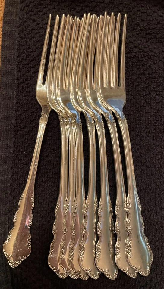 Juego de cubiertos chapados en plata vintage Reed and Barton Dresden Rose 57 piezas Foto 2 de 4