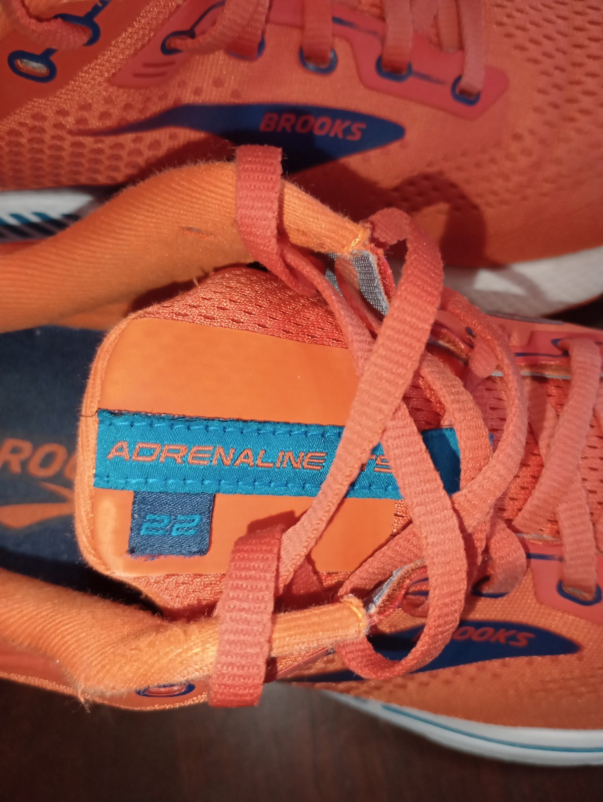 Size 9.5 - Brooks Adrenaline GTS 22 Blue Orange thumbnail 5