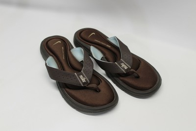 nike footbed flip flops