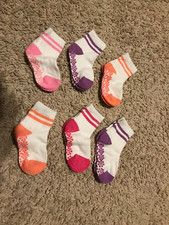 GIRLS LOT OF 36 PAIR  ... LOW CUT SOCKS BY ANOLE ..SIZE 9 4-7 YEARS ..NEW 