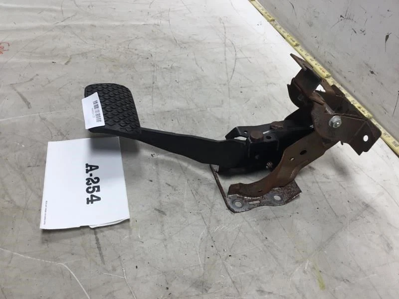 2008 MAZDA 6 ПЕДАЛЬ ТОРМОЗА В СБОРЕ - Изображение 3 из 4