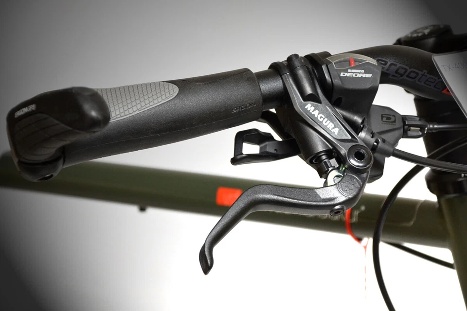 NEU VSF Fahrradmanufaktur Herren Fahrrad 26" TX-400 22-Gang Cues HS33 47 cm 2025 - Bild 3 von 4