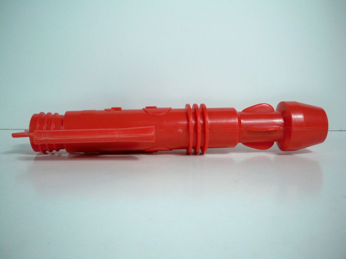 K22i49911 PEZ SPACE GUN RED & BLACK COMPLETE 1981 AUSTRIA K22i49911 PEZ SPACE GUN RED & BLACK COMPLETE 1981 AUSTRIA