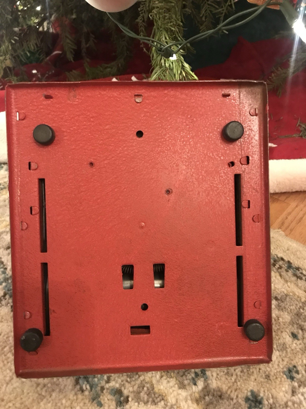 как выглядит Vintage 1950s Tom Thumb Toy Cash Register, Western Stamping Co. Red Metal WORKS фото