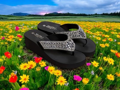 Women s Size 6.5 Black Rhinestone Wedge Flip Flops  Sandals