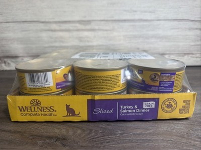 Wellness Complete Health Turkey & Salmon Entree Grain-Free Wet Cat Food 24 X 5.5