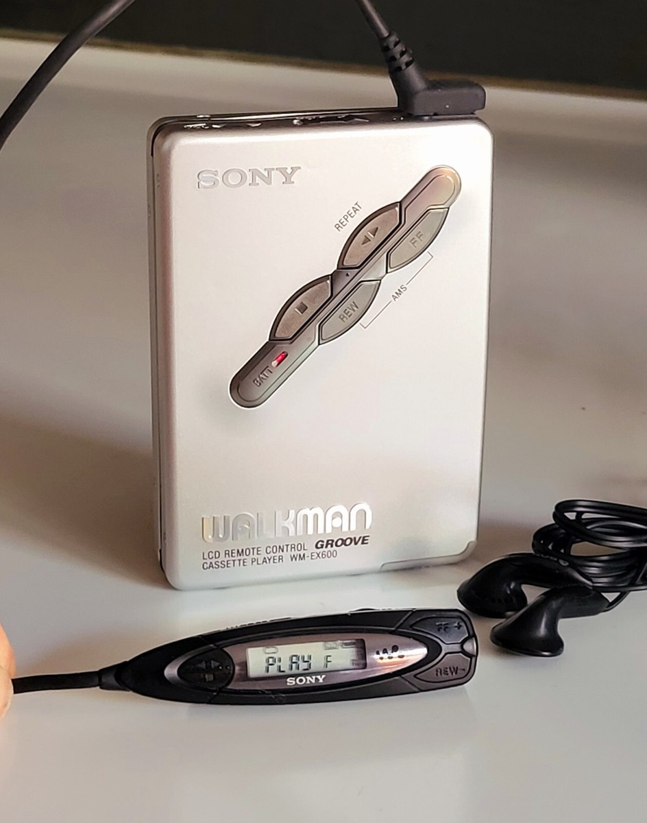 SONY WM-EX600 カセットプレーヤー Super rare Sony Walkman Cassette Player WM-EX600 / 678 + LCD