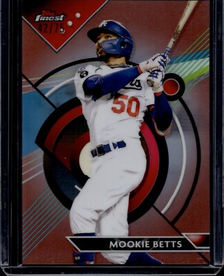 2023 Topps Finest Baseball Mookie Betts DODGERS #62 Rose Gold Refractor /75