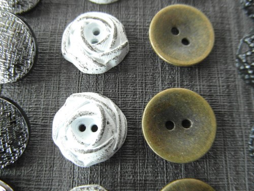 Schmuckknöpfe festliche, elegante Knöpfe 10 Positionen =100 schöne Knöpfe - Bild 7 von 9