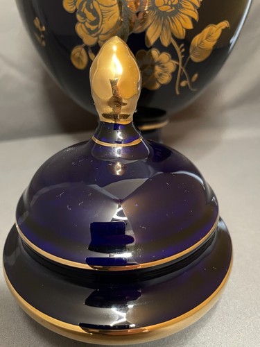 Vintage Ceramic Woulind Urn Navy Blue w/ Gold Florals Made in Chile. 12.5” Tall - Picture 4 of 14