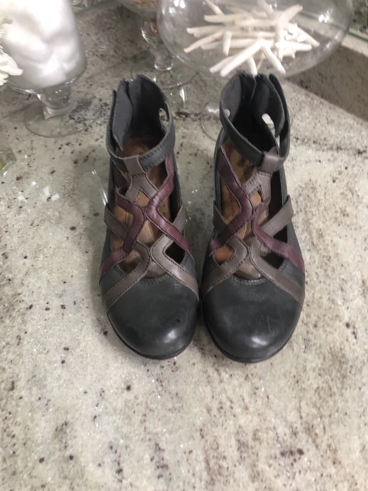 Botas Rockport femininas gladiador cinza salto com alça no tornozelo tamanho 6.5 Cobb Hill - Imagem 2 de 4