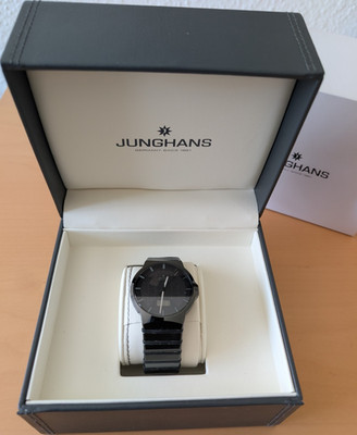 Junghans Force Mega Solar, Schwarz Saphirglas, 5 ATM, Ref. 018/1133.44 