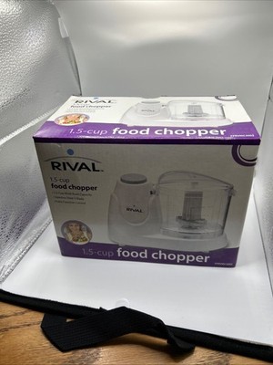 Rival Mini Food Chopper-Size 1.5 Cup/70 Watt White FPRVMC3002 in Open Box