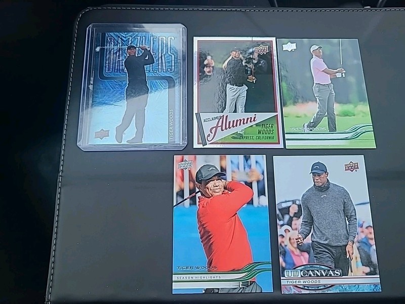 2026 Upper Deck Golf Tiger Woods Canvas Dazzlers Foil Alumni Base Card Lot 5 