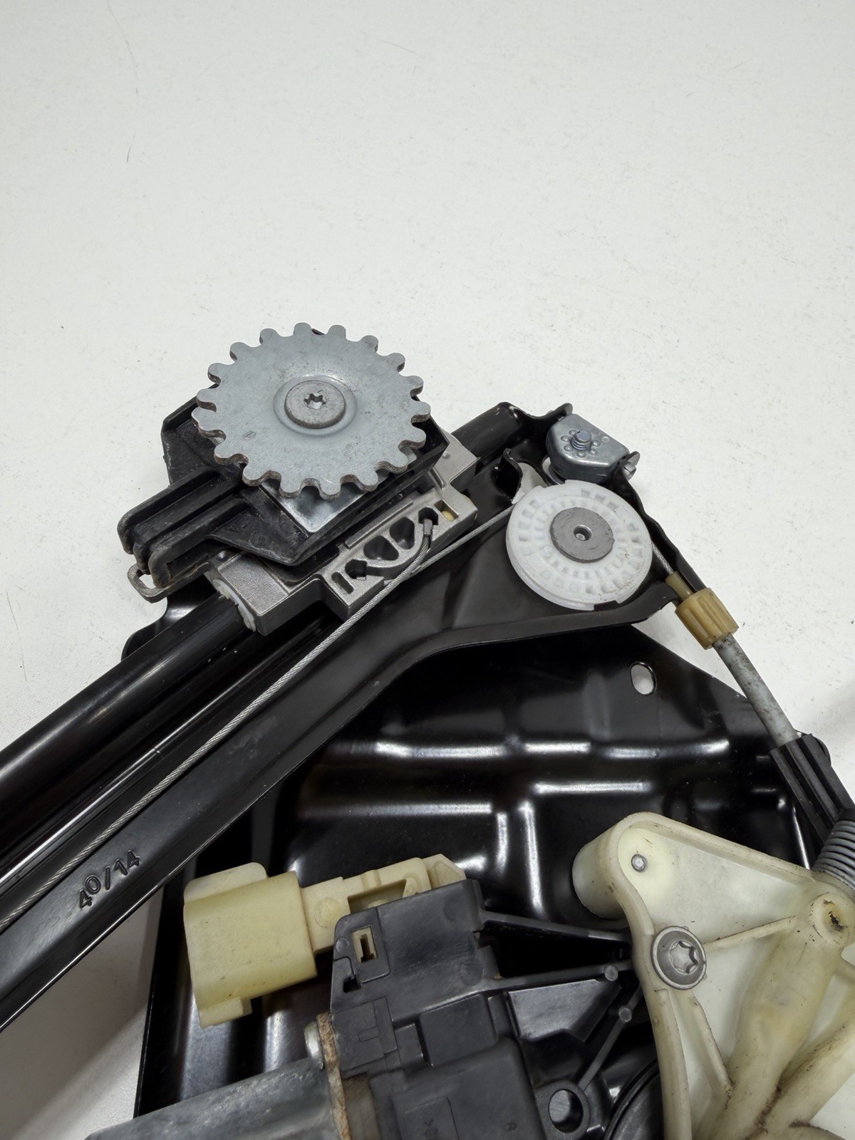 Maserati Ghibli 2014-2022 Rear Left Window regulator