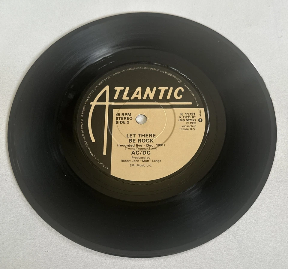 AC/DC ~ For Those About To Rock (We Salute You) 7" vinyl Single NM / M - Image 4 of 4