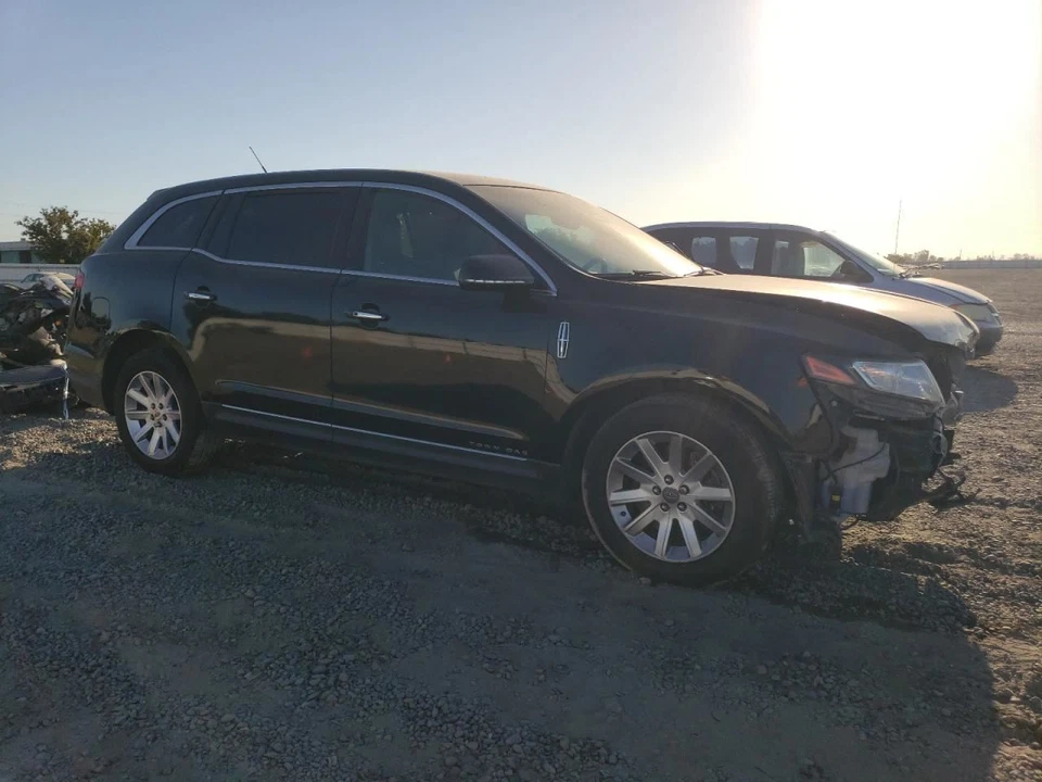 BLK LEFT REAR DOOR TRIM PANEL 2013 LINCOLN MKT - Изображение 4 из 4