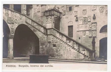 Interno del Cortile Bargello Firenze Italy 1910c postcard