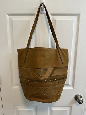 Lucky Brand Tan Suede Leather Bucket Tote Bag Stud Detail On Front Preowned 