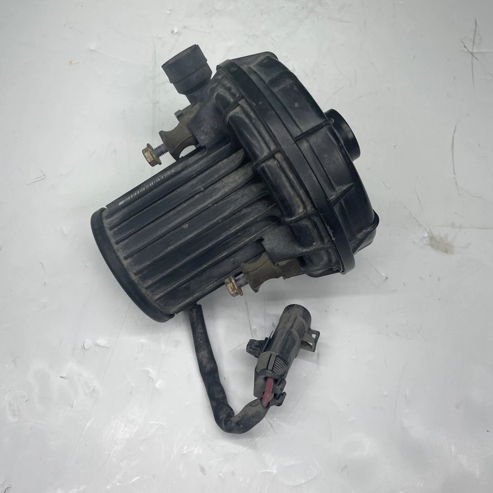 Chevy Trailblazer 2007 bomba secundaria de inyección de aire smog 10373306 12594698 Foto 4 de 4