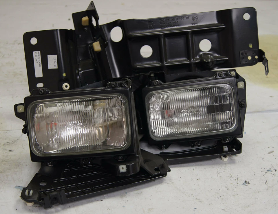 Conjunto de faros derechos Pontiac Firebird 1998-2002 transmisión automática nuevo OEM 19177351 Foto 2 de 4